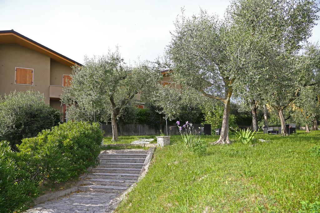 Rooms Ai Poggi Bardolino Exterior photo