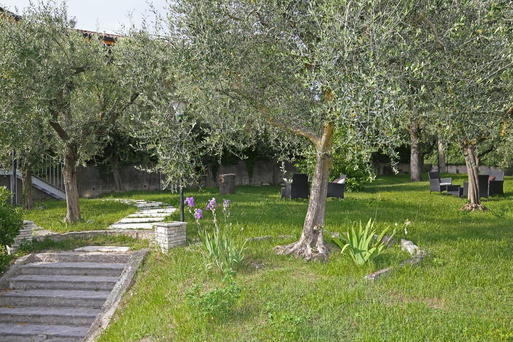 Rooms Ai Poggi Bardolino Exterior photo
